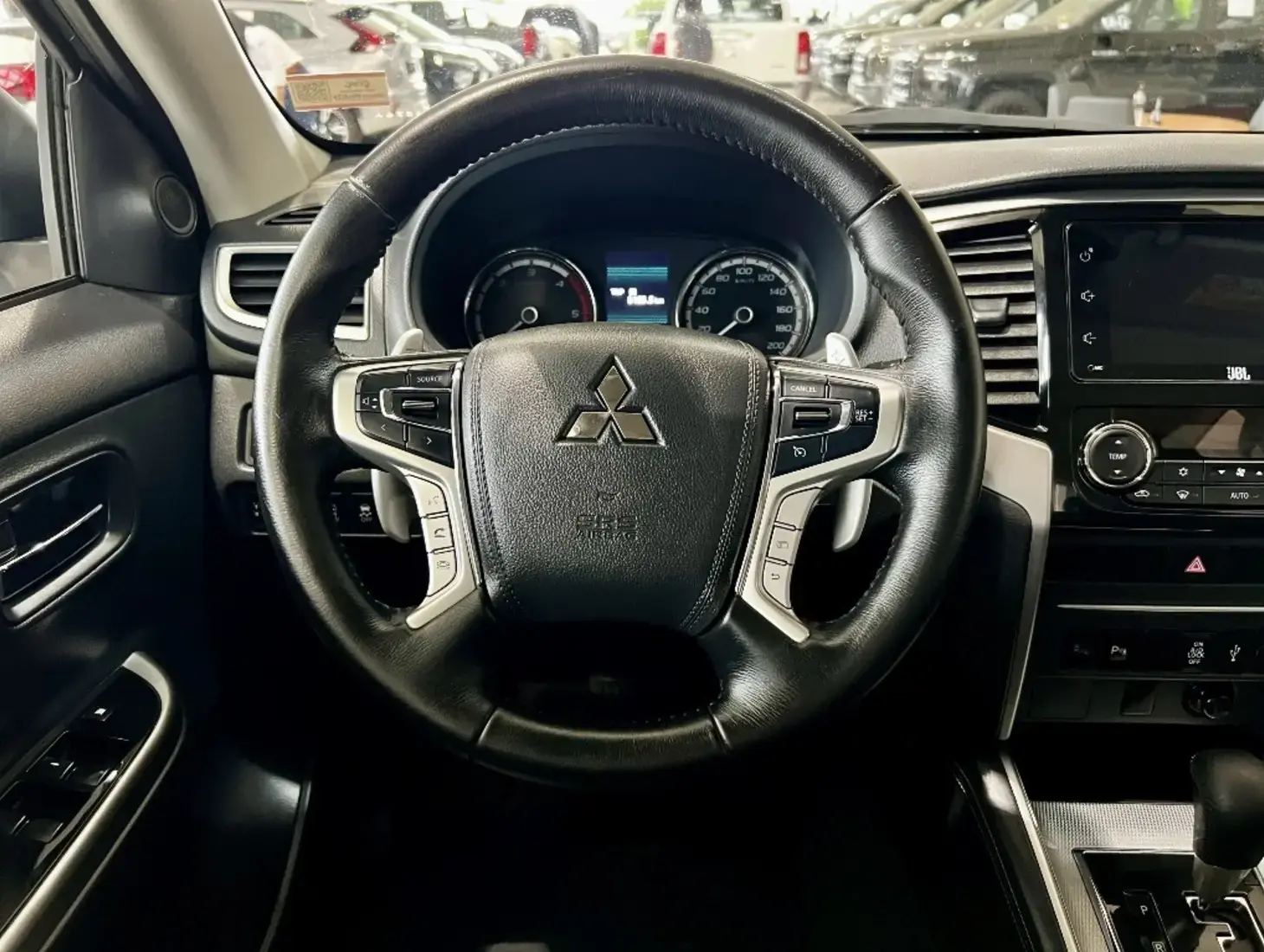 galeria L200 TRITON