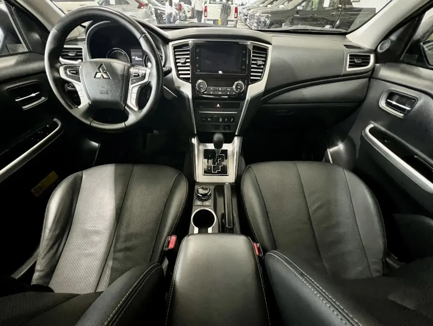 galeria L200 TRITON