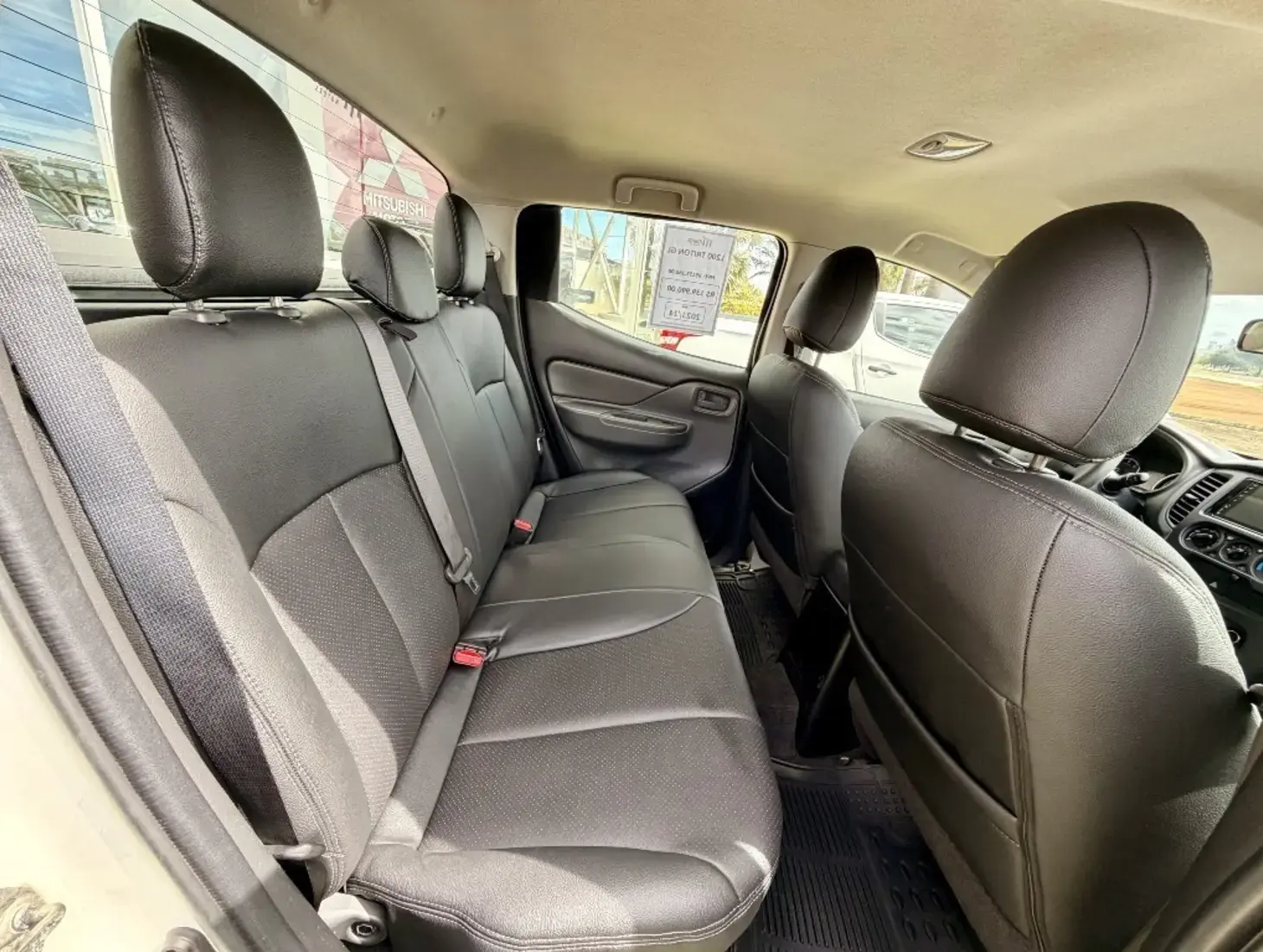galeria L200 TRITON