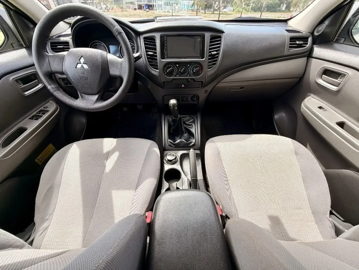 galeria L200 TRITON