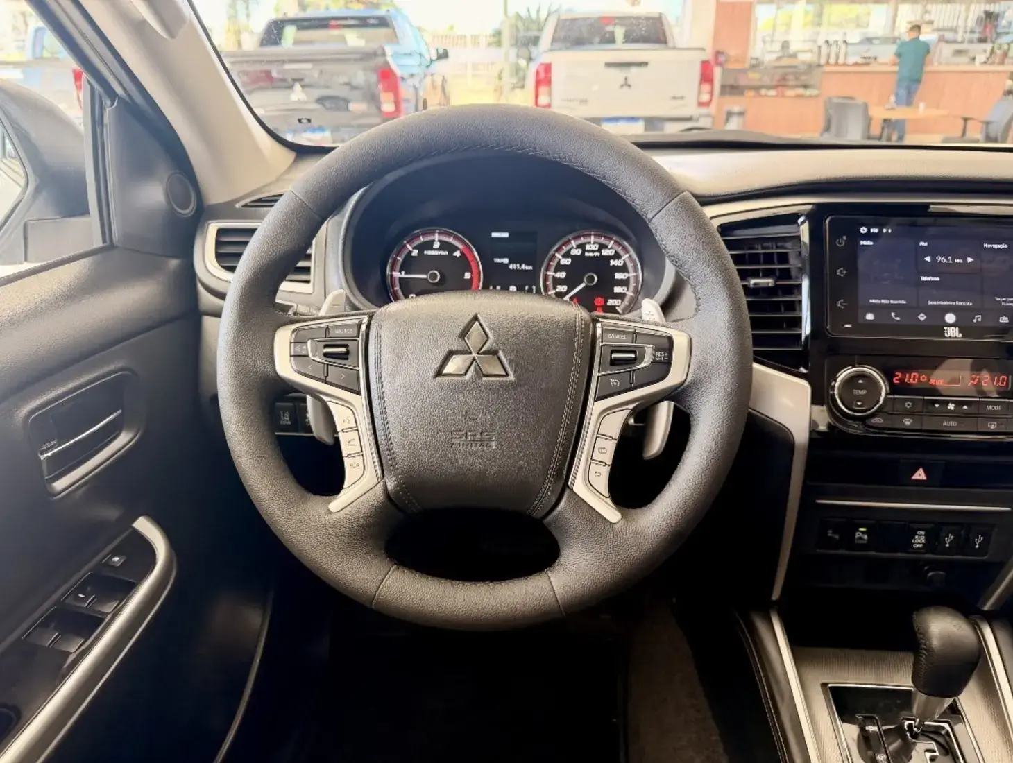 galeria L200 TRITON