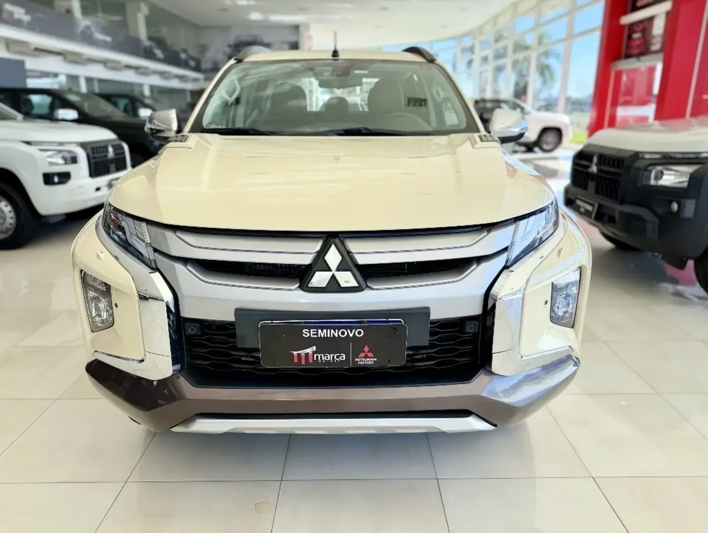 galeria L200 TRITON