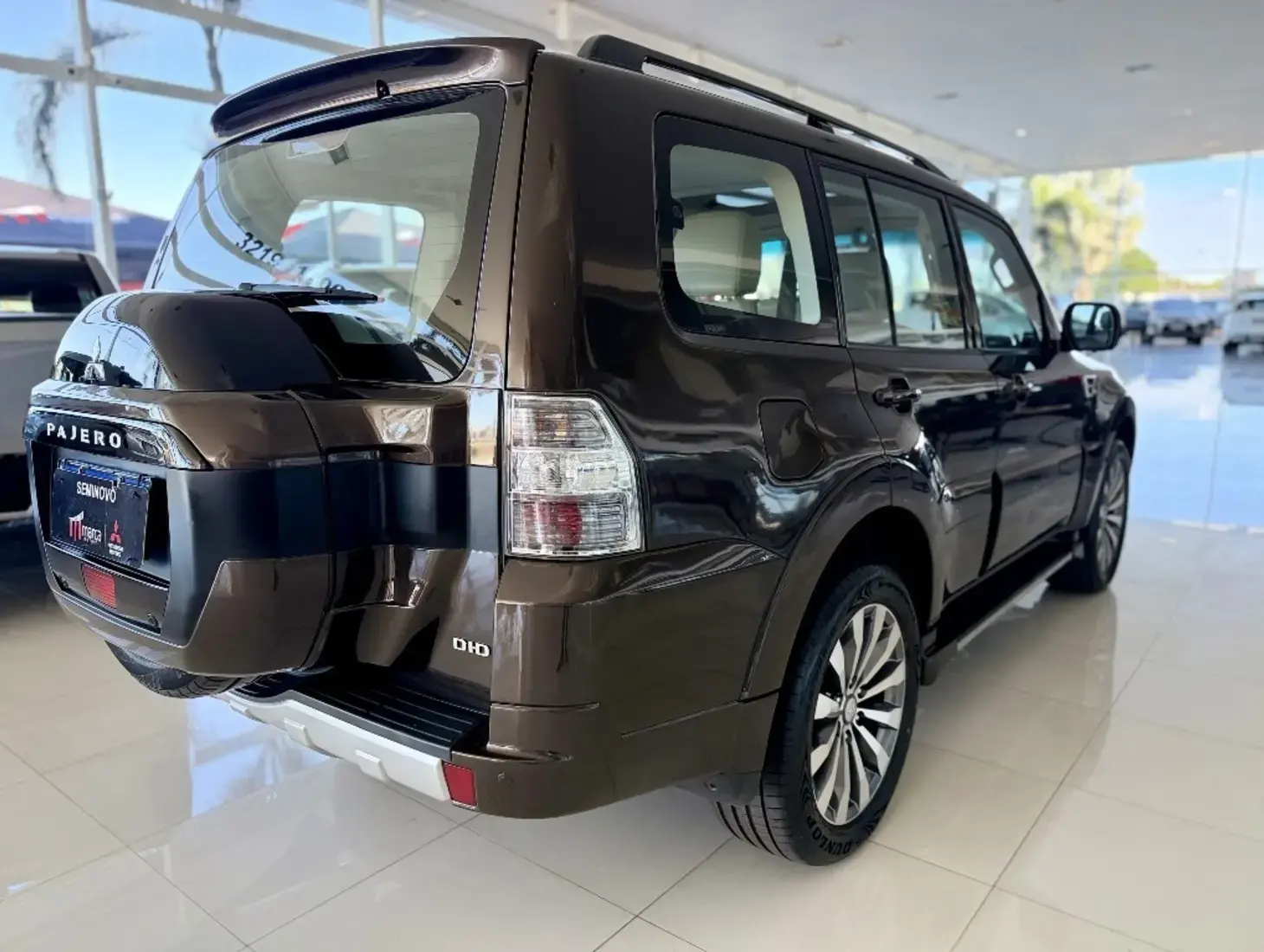 galeria PAJERO FULL