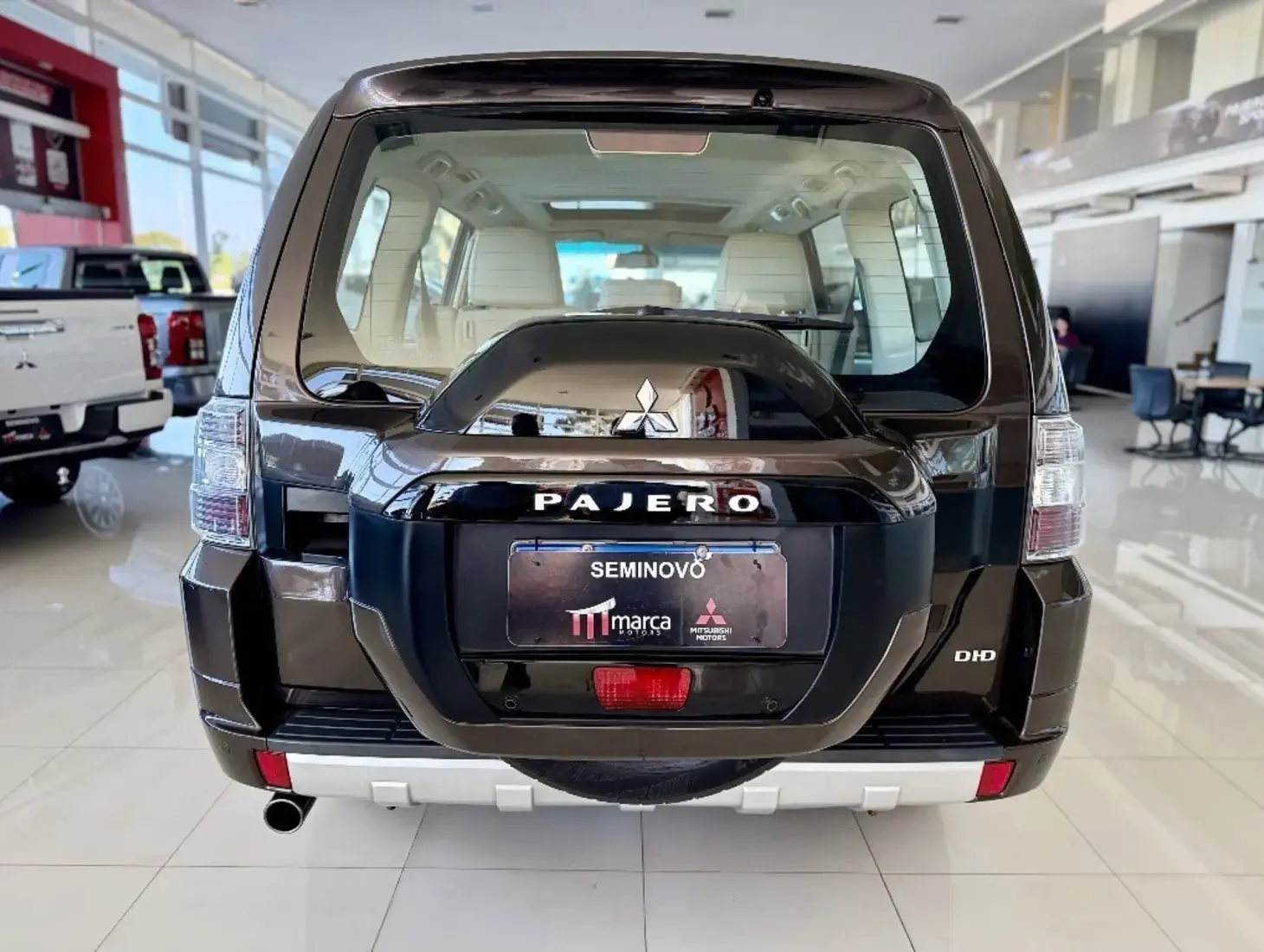 galeria PAJERO FULL
