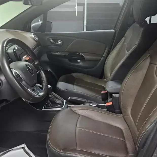 Renault CAPTUR 1.3 TCE FLEX ICONIC X-TRONIC
