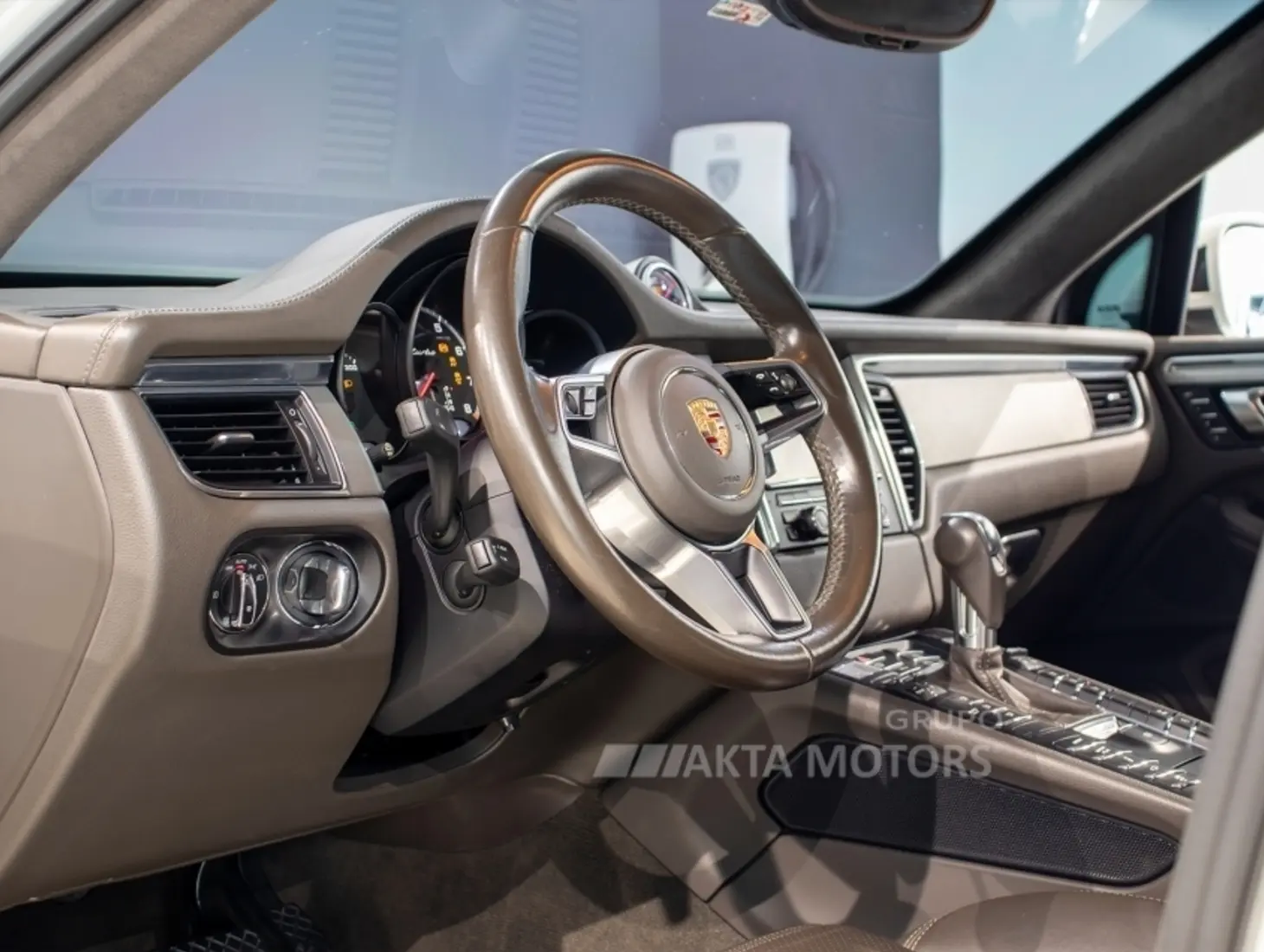 galeria MACAN