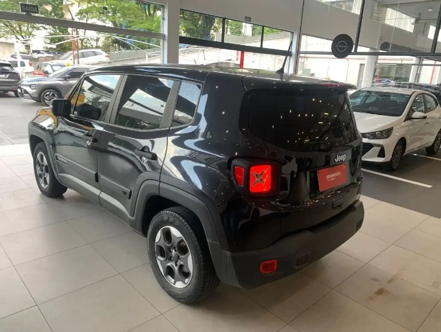 galeria RENEGADE