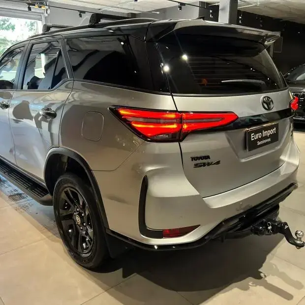 Toyota SW4 SRX Platinum 2.8 Turbodiesel 4x4 (Aut.) (7 Lugares)