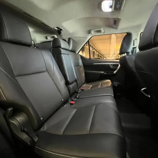 Toyota SW4 SRX Platinum 2.8 Turbodiesel 4x4 (Aut.) (7 Lugares)