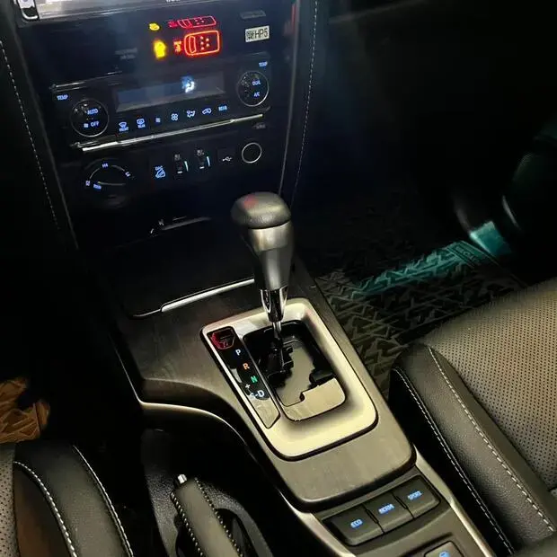 Toyota SW4 SRX Platinum 2.8 Turbodiesel 4x4 (Aut.) (7 Lugares)