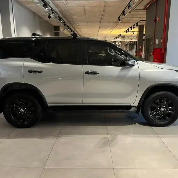 Toyota SW4 SRX Platinum 2.8 Turbodiesel 4x4 (Aut.) (7 Lugares)