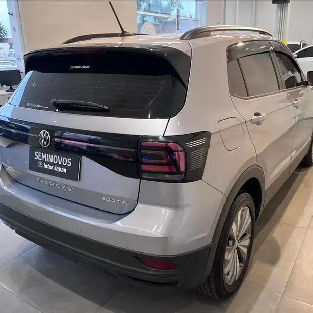Volkswagen T-CROSS 1.0 200 TSI TOTAL FLEX AUTOMÁTICO