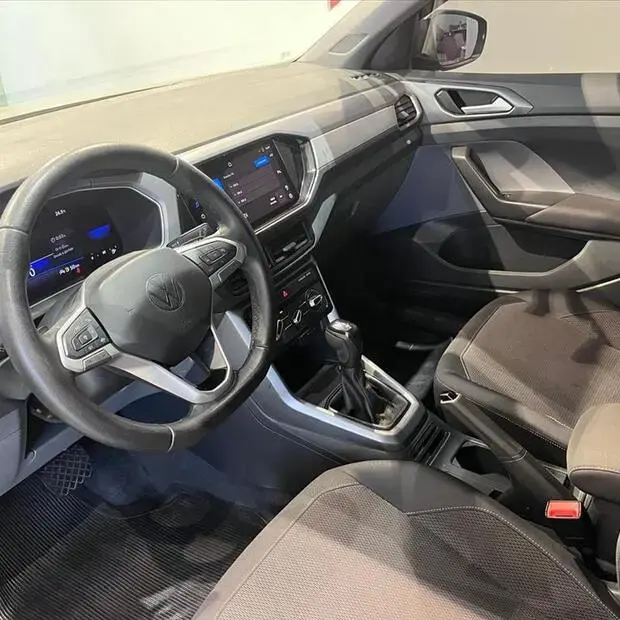 Volkswagen T-CROSS 1.0 200 TSI TOTAL FLEX AUTOMÁTICO