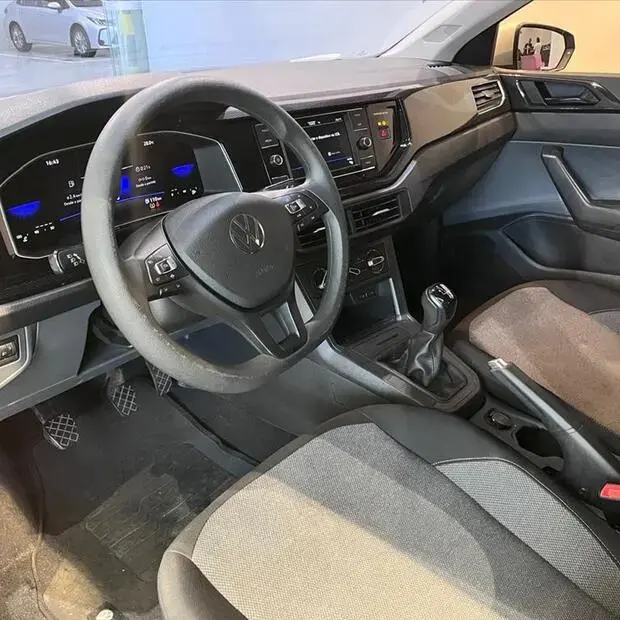Volkswagen VIRTUS 1.0 170 TSI MANUAL