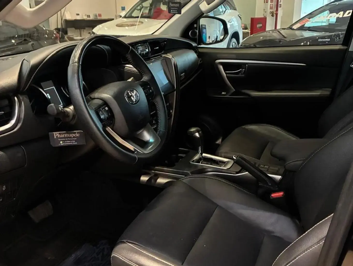 galeria HILUX