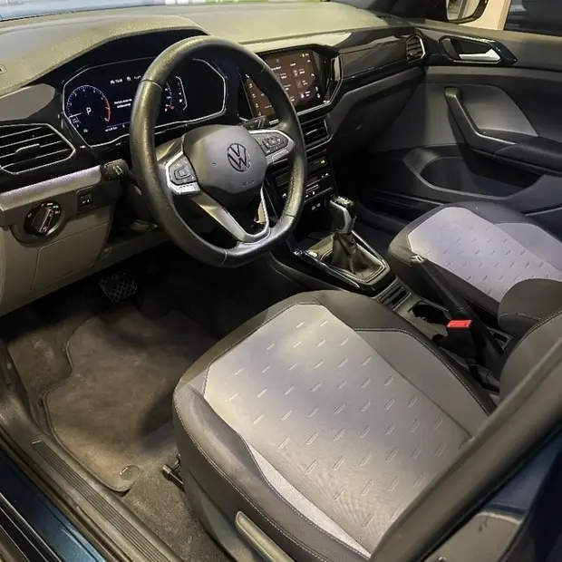 Volkswagen T-CROSS 1.0 200 TSI TOTAL FLEX COMFORTLINE AUTOMÁTICO