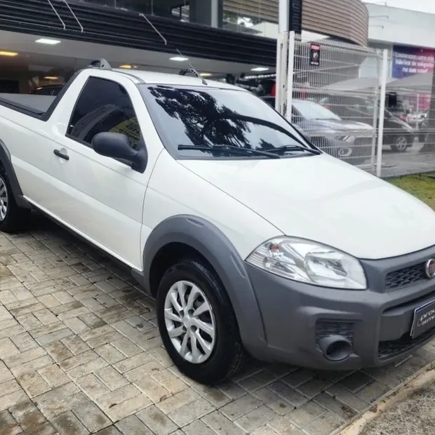 Fiat STRADA 1.4 MPI HARD WORKING CS 8V FLEX 2P MANUAL