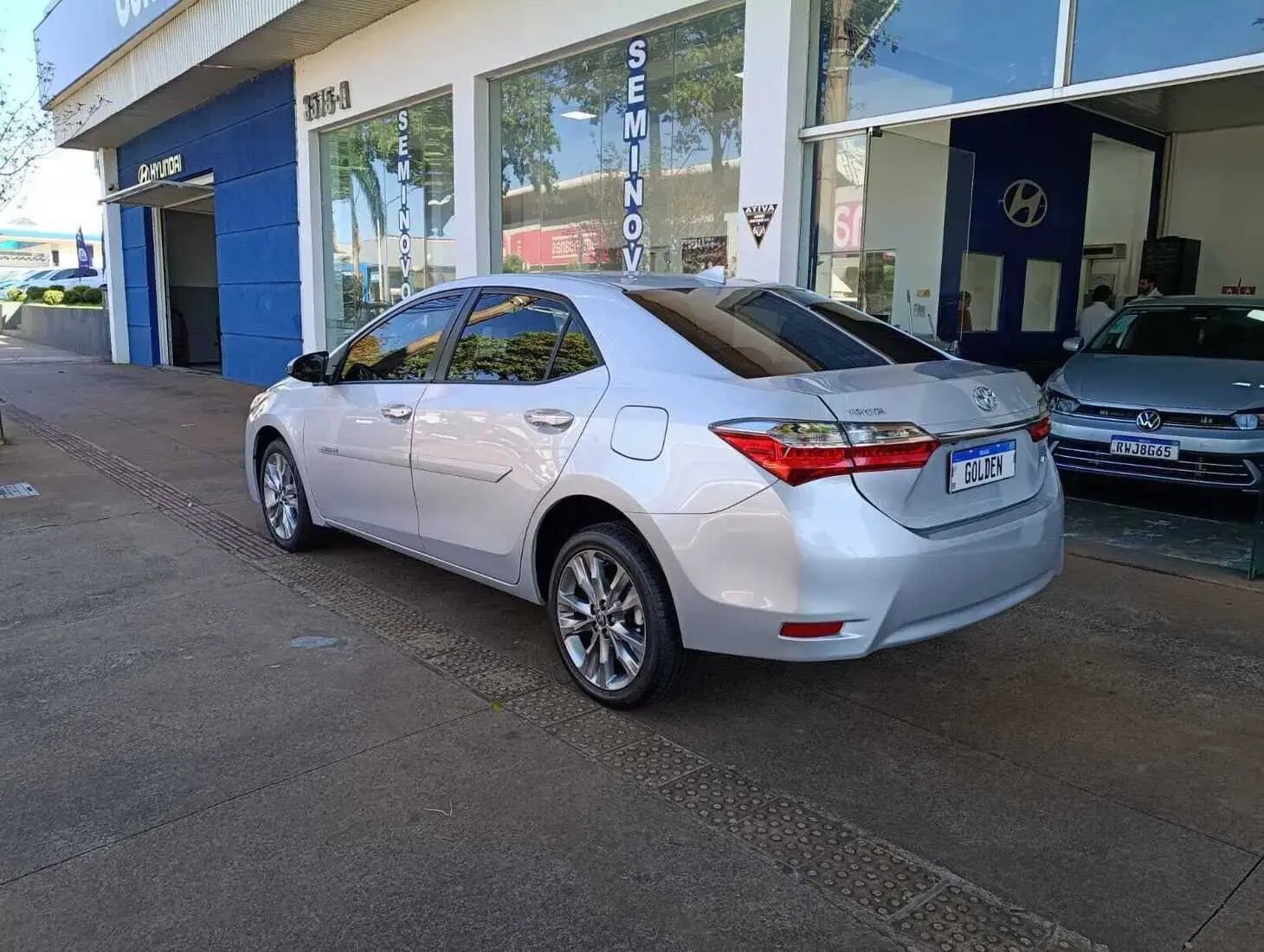 galeria COROLLA
