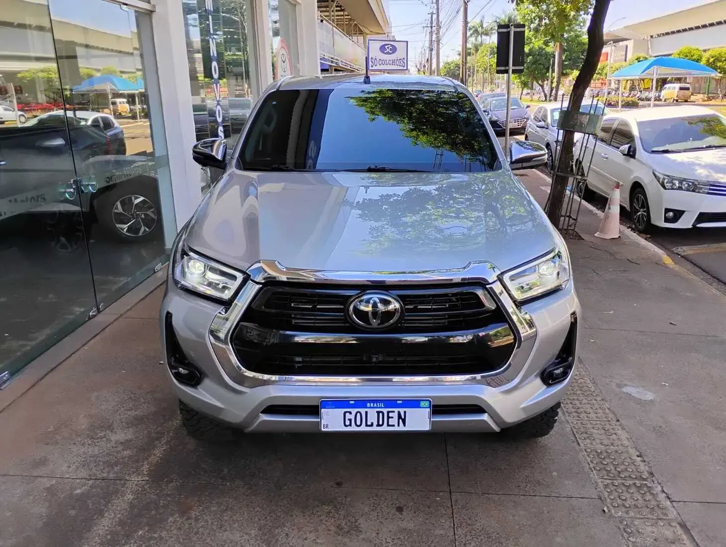 galeria HILUX
