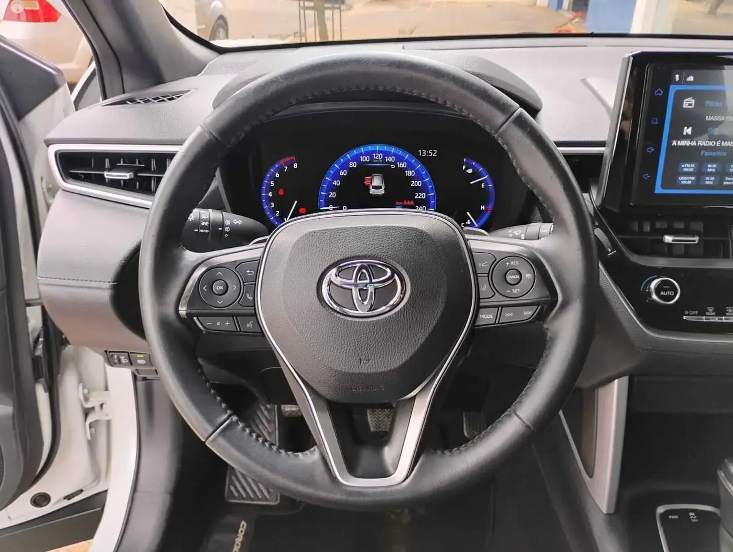 galeria COROLLA CROSS