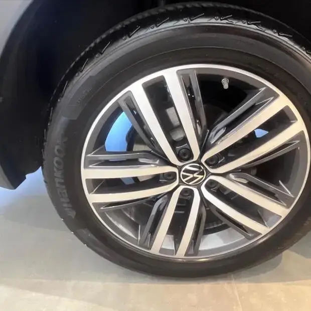 Volkswagen TIGUAN 2.0 300 TSI GASOLINA ALLSPACE R-LINE AUTOMÁTICO