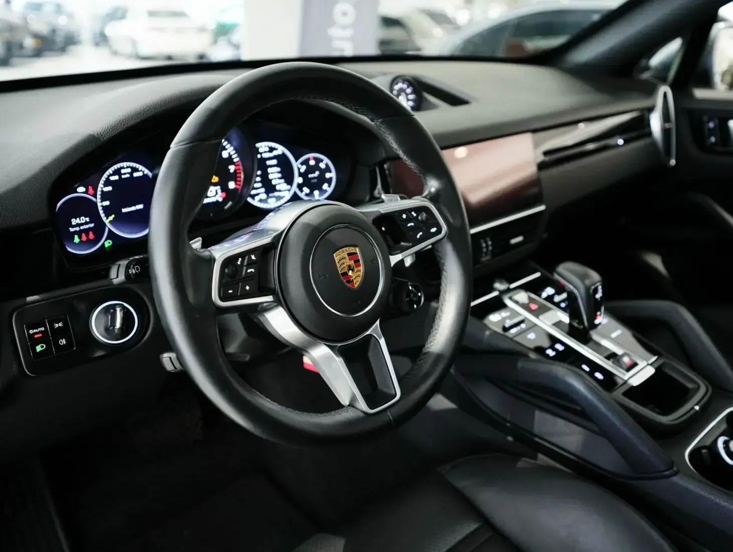 galeria Cayenne Coupé