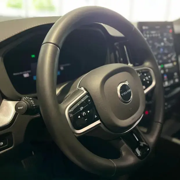 Volvo XC60 Polestar Engineered PHEV