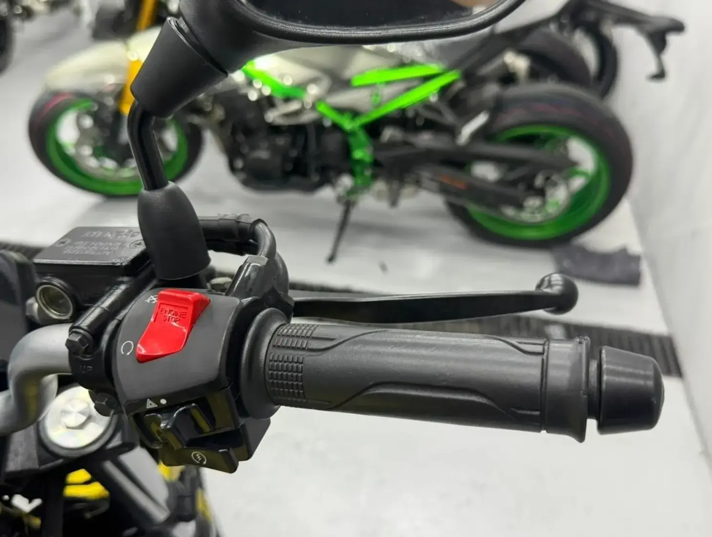 galeria CB 300F Twister Flex
