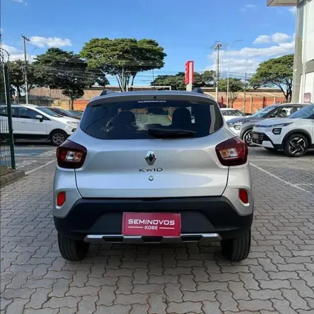 Renault KWID 1.0 12V SCE FLEX OUTSIDER MANUAL