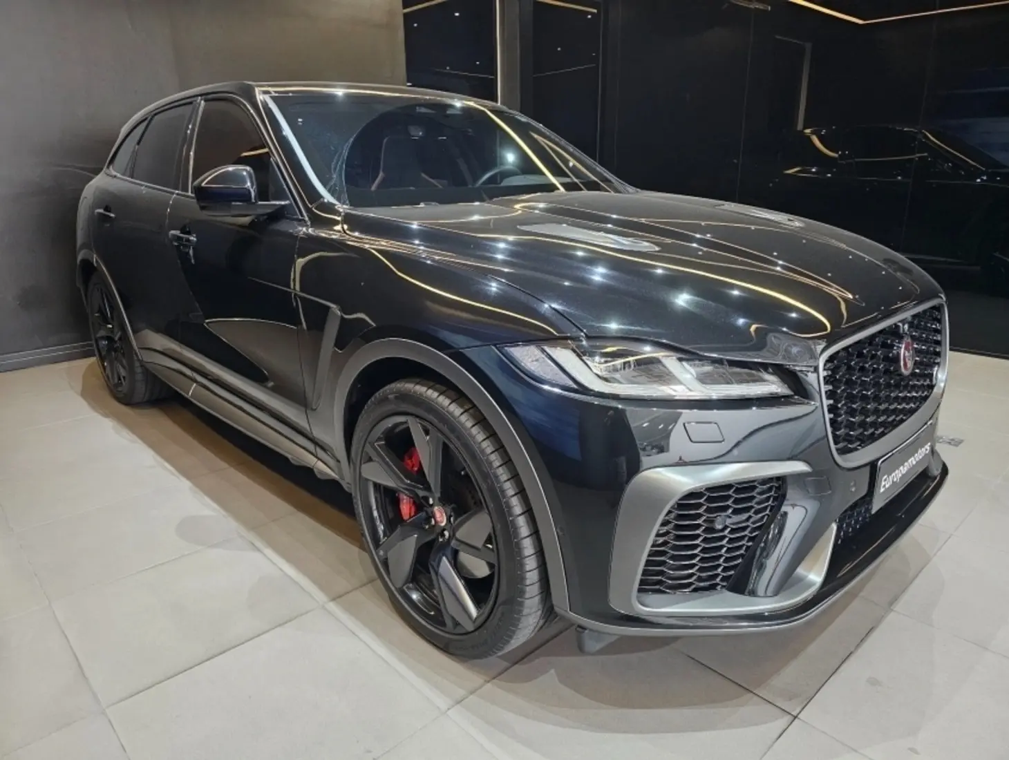 galeria F-PACE