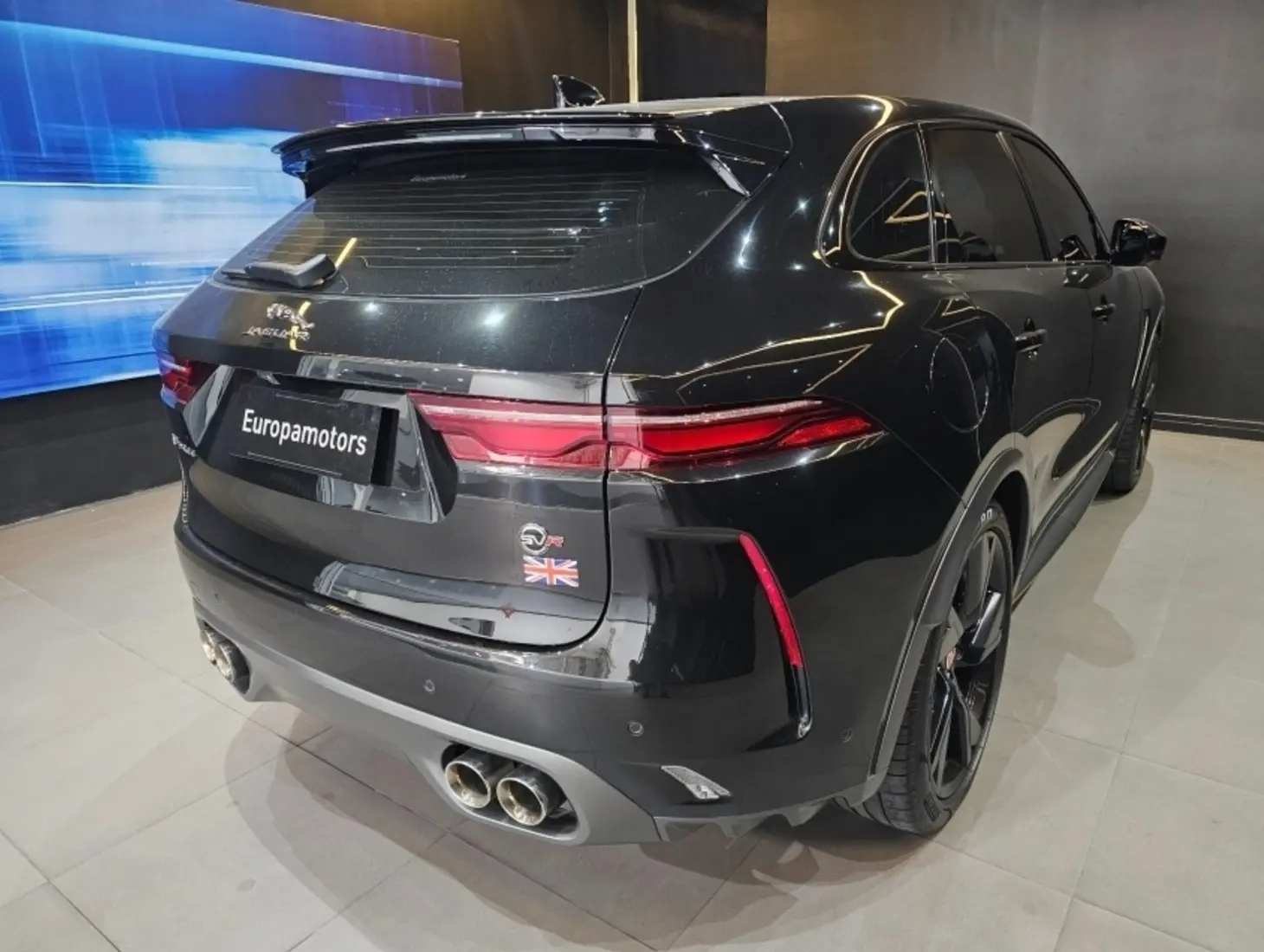 galeria F-PACE