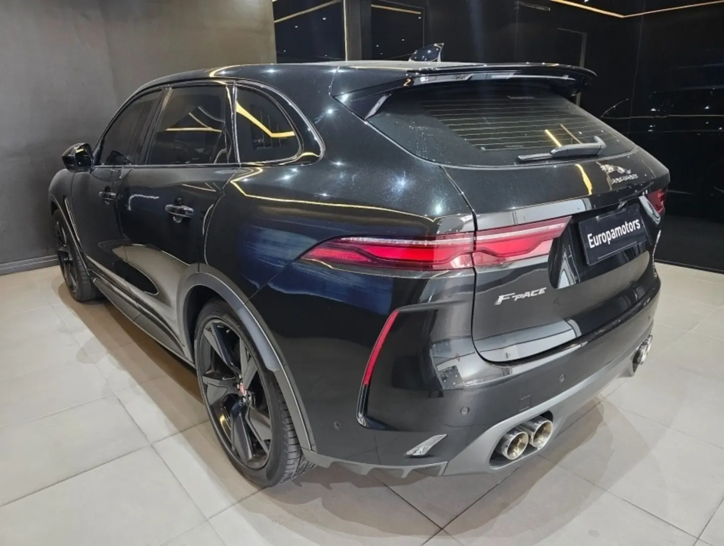 galeria F-PACE