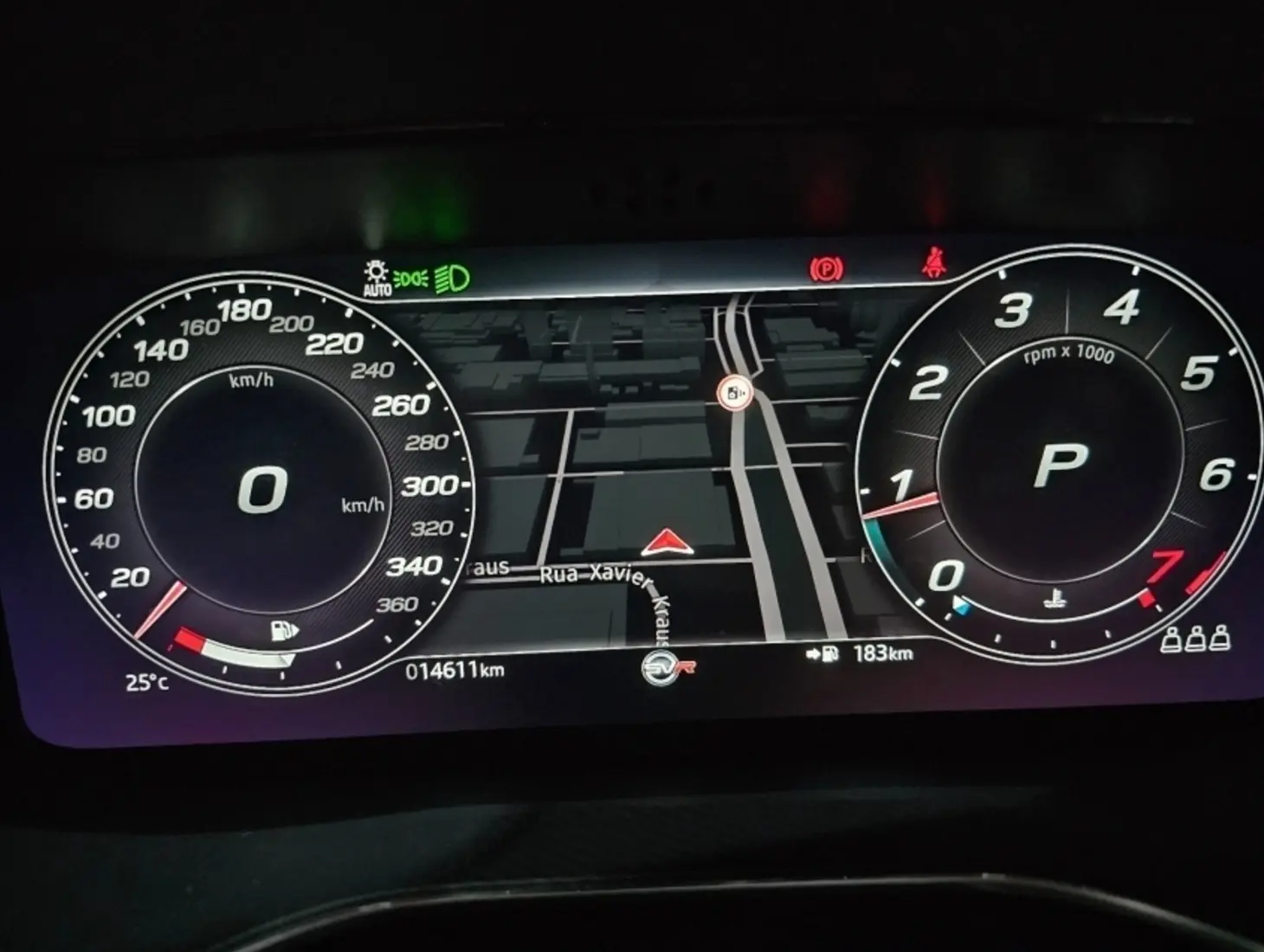 galeria F-PACE