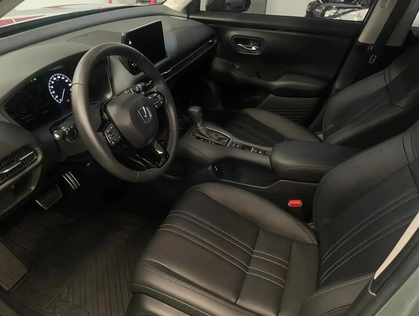 galeria ZR-V TOURING
