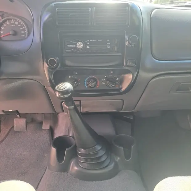 Ford RANGER 2.3 XLS 4X2 CS 16V GASOLINA 2P MANUAL