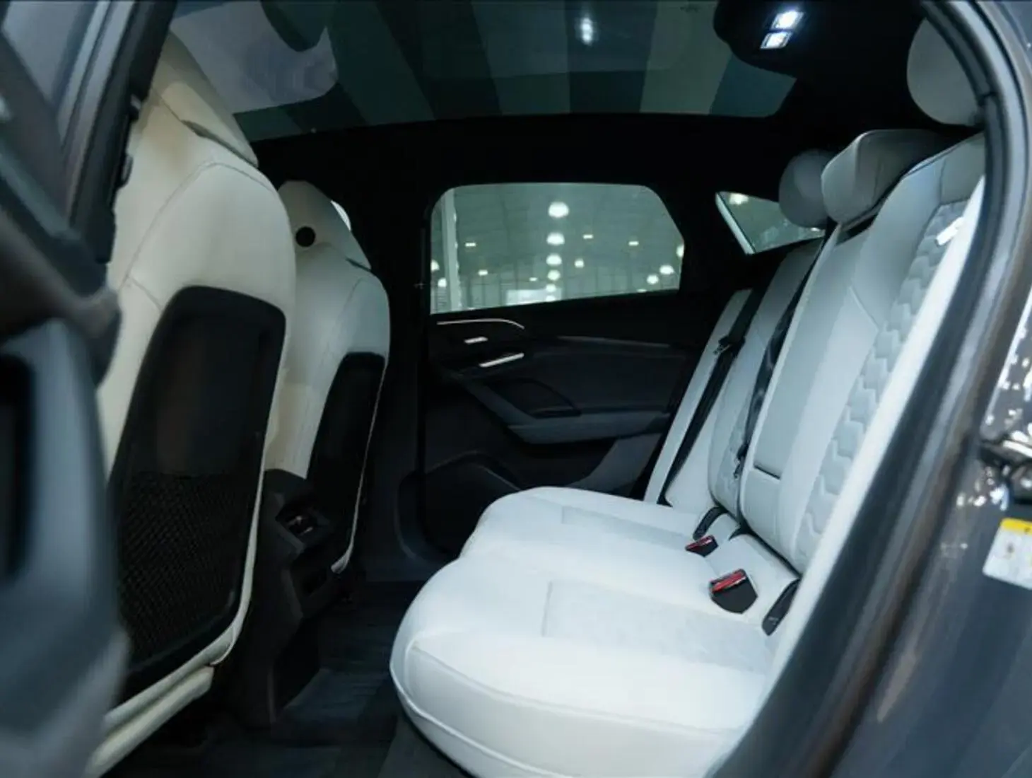 galeria A6 E-TRON