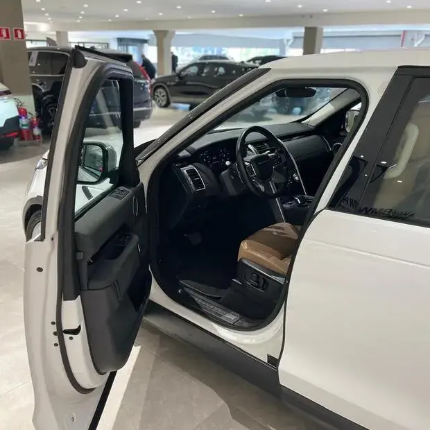 Land Rover Discovery HSE 3.0