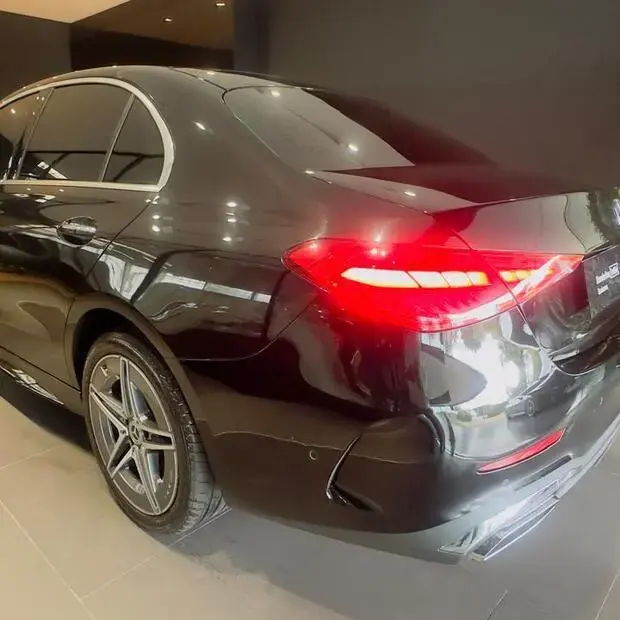 Mercedes Benz C200 AMG LINE