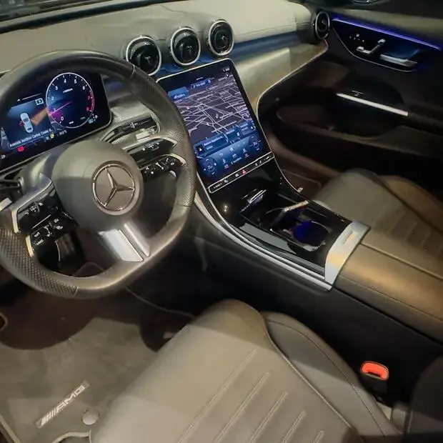 Mercedes Benz C200 AMG LINE