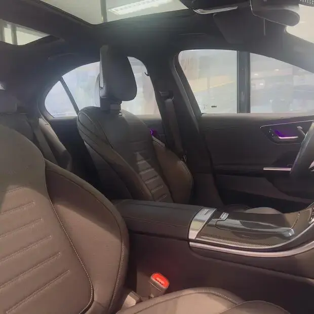 Mercedes Benz C300 AMG LINE