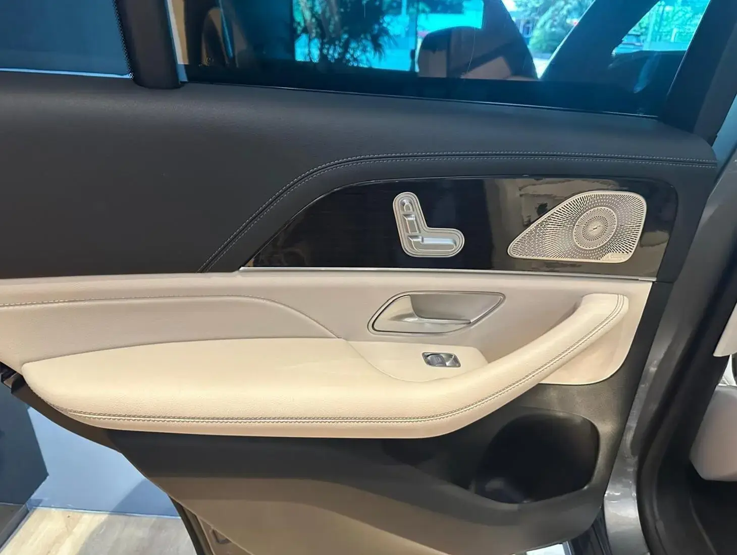 galeria GLE 400D SUV