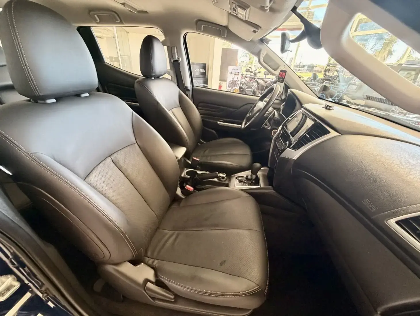 galeria L200 TRITON
