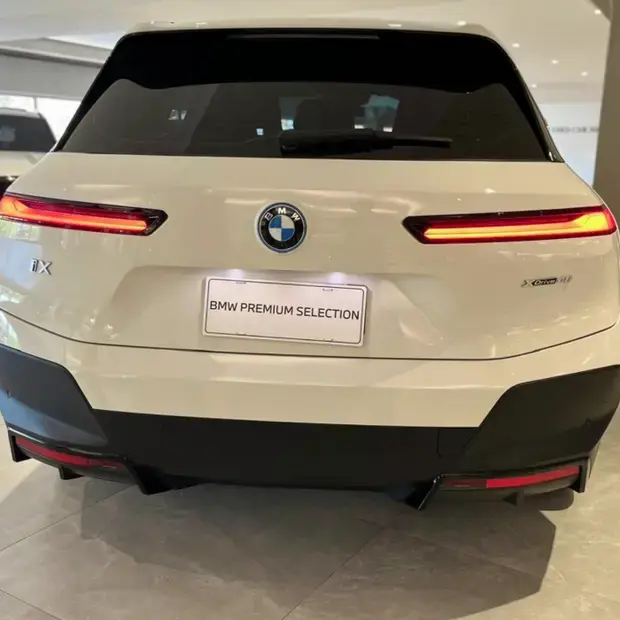 Bmw iX xDrive40 (Aut.) (Elétrico)