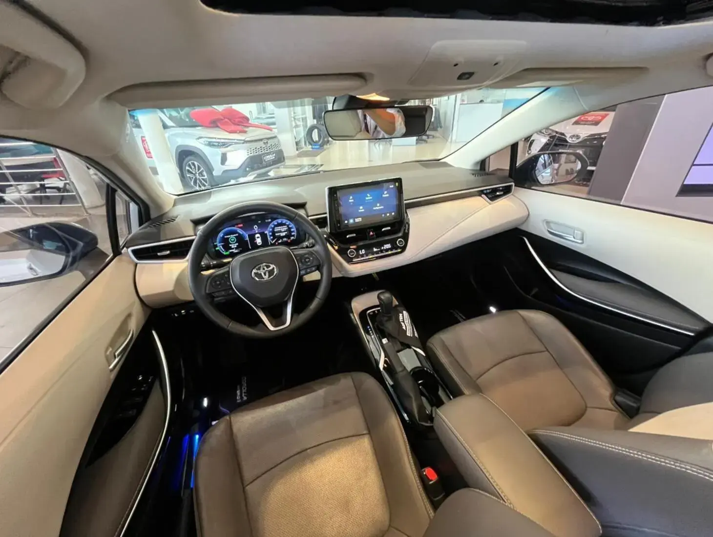 galeria COROLLA PREMIUM HIBRID