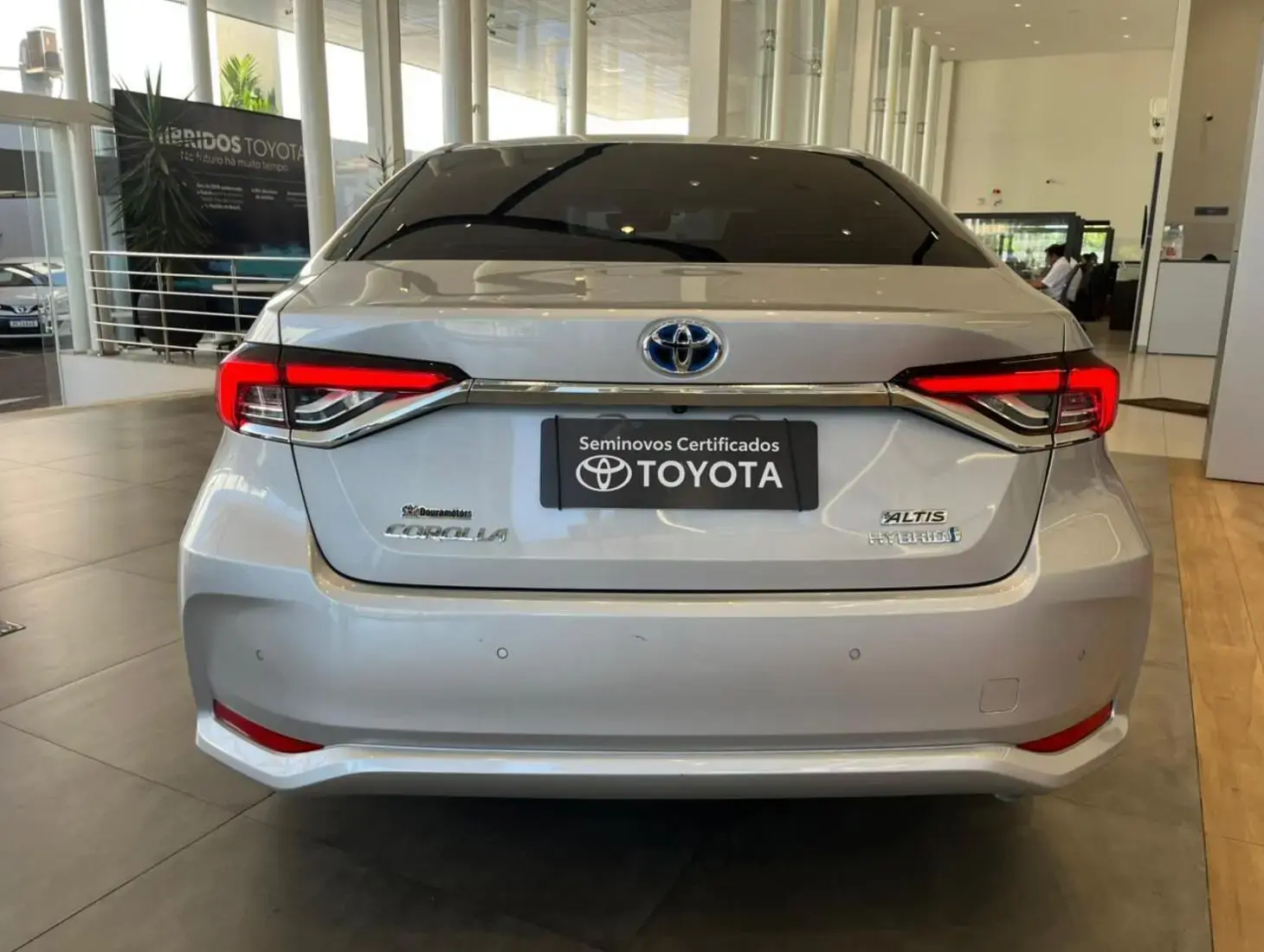 galeria COROLLA PREMIUM HIBRID