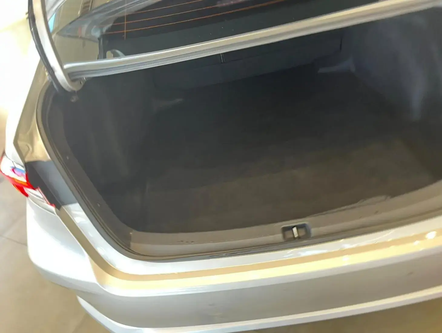 galeria COROLLA PREMIUM HIBRID