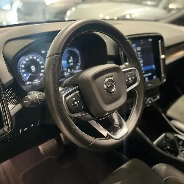 Volvo XC40 1.5 T5 Hybrid R-Design AWD