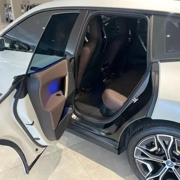 Bmw iX xDrive40 (Aut.) (Elétrico)