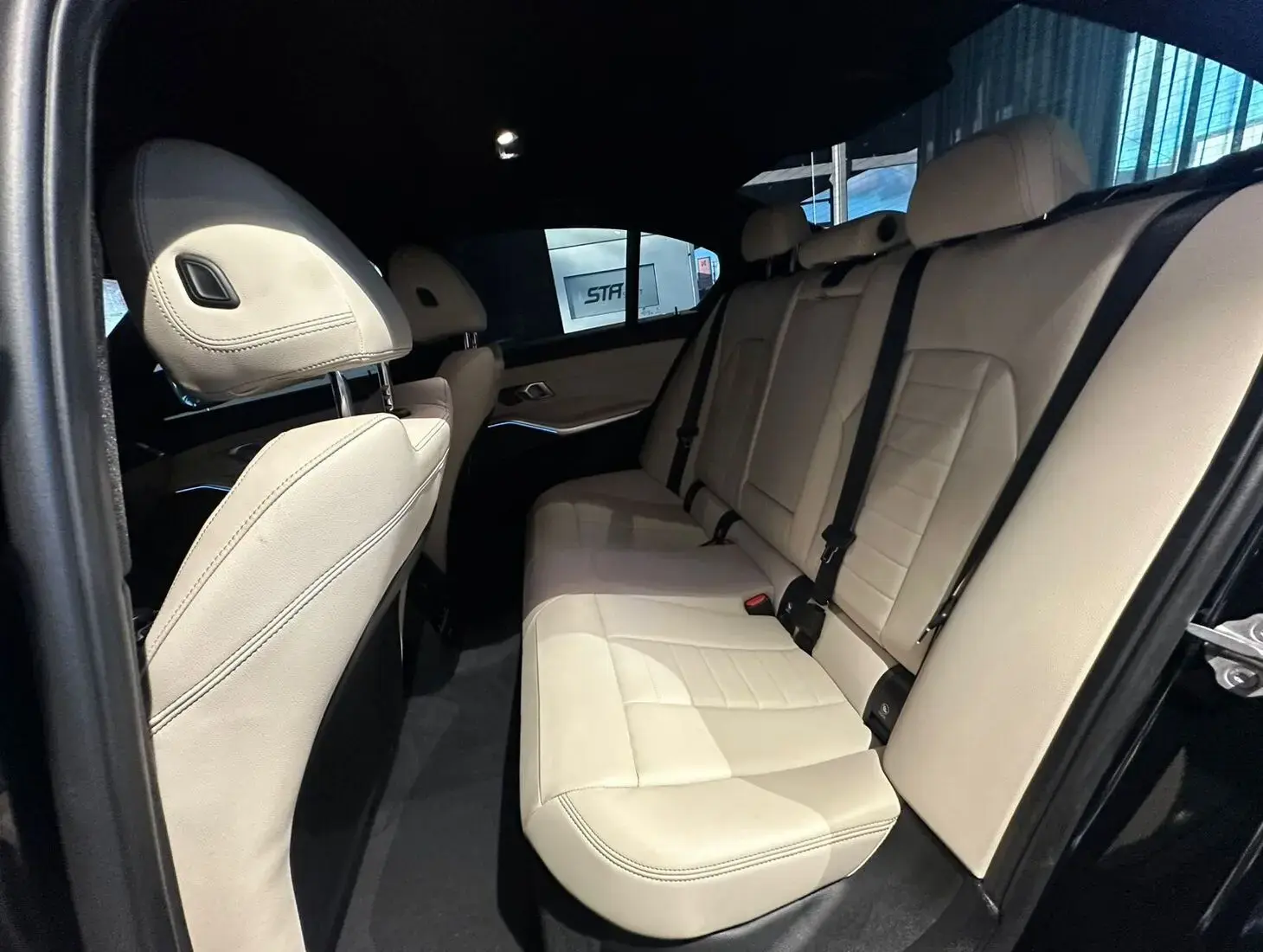 galeria 320i