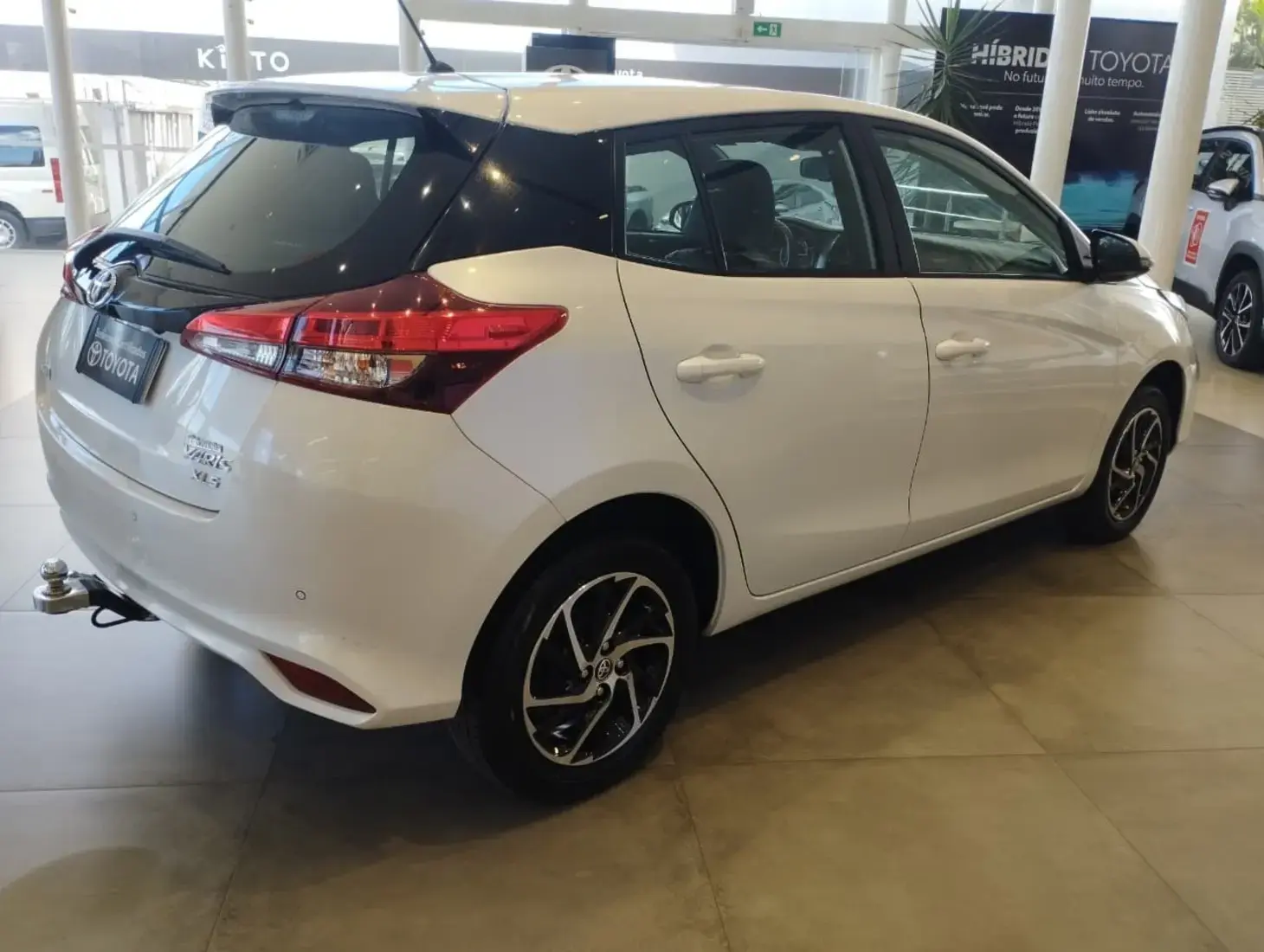 galeria TOYOTA YARIS XLS HATCH